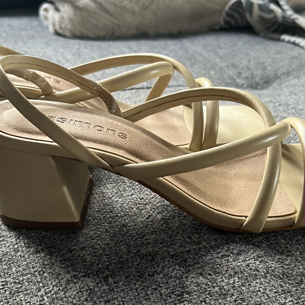 Simons Cream Block Heel Heels